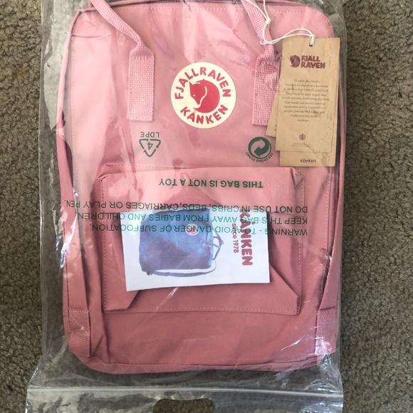 Fjallraven Kanken Backpack Color Pink - Picture 2 of 7